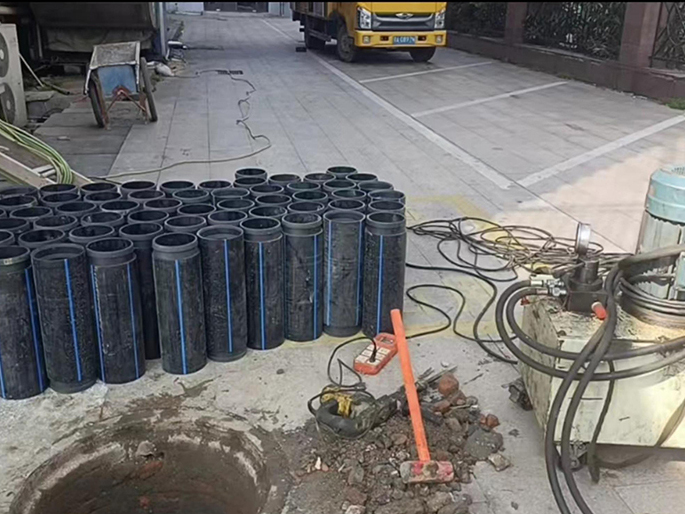 前进PE置换管厂家 DN315置换管 非开挖管短管置换